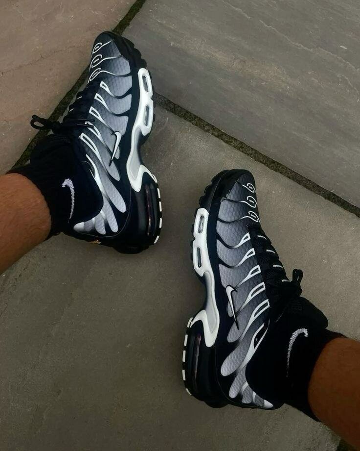 NIKE TN AIR MAX