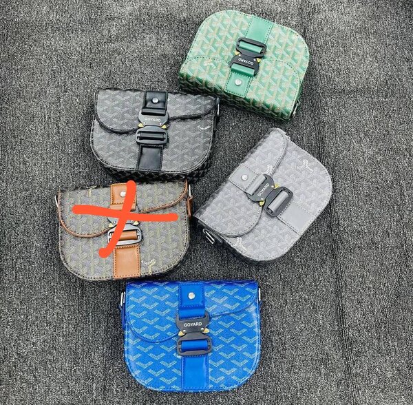 Sac bandoulière en cuir élégant