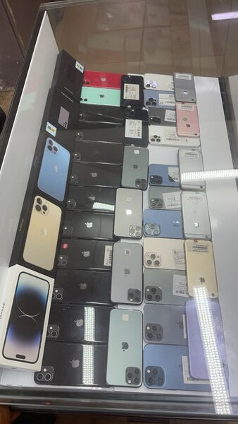 IPHONES