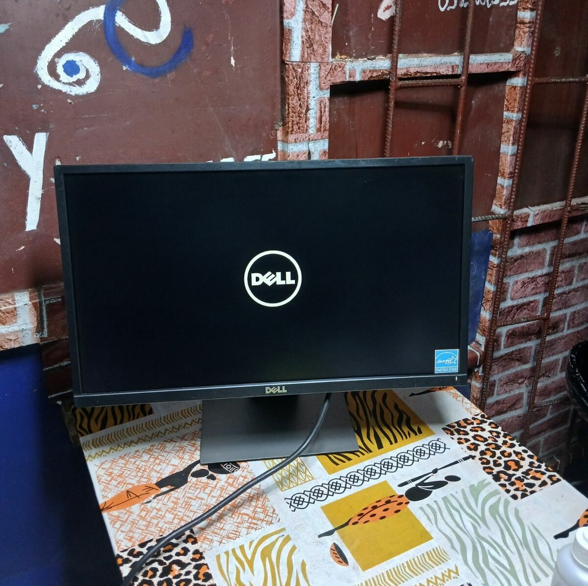 Écran Dell 24 pouces Full HD