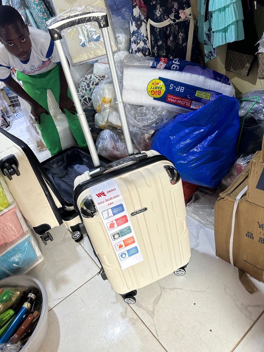 Lightweight Travel Suitcase