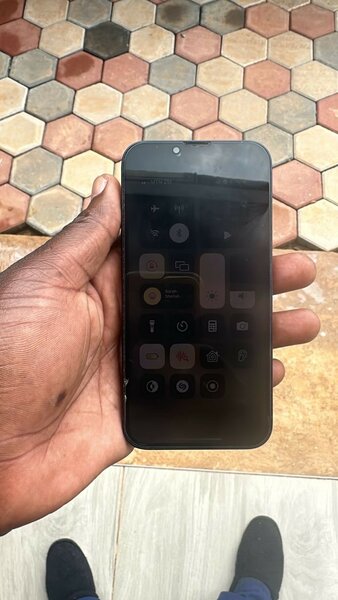 iPhone 14