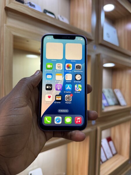 iPhone 12 Simple