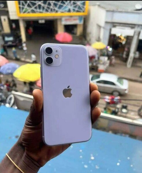 iPhone 11