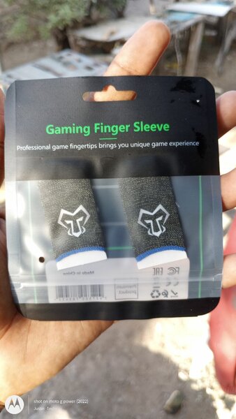 THUMB SLEEVES