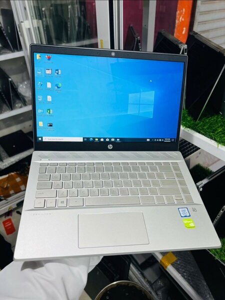 HP pavilion 14