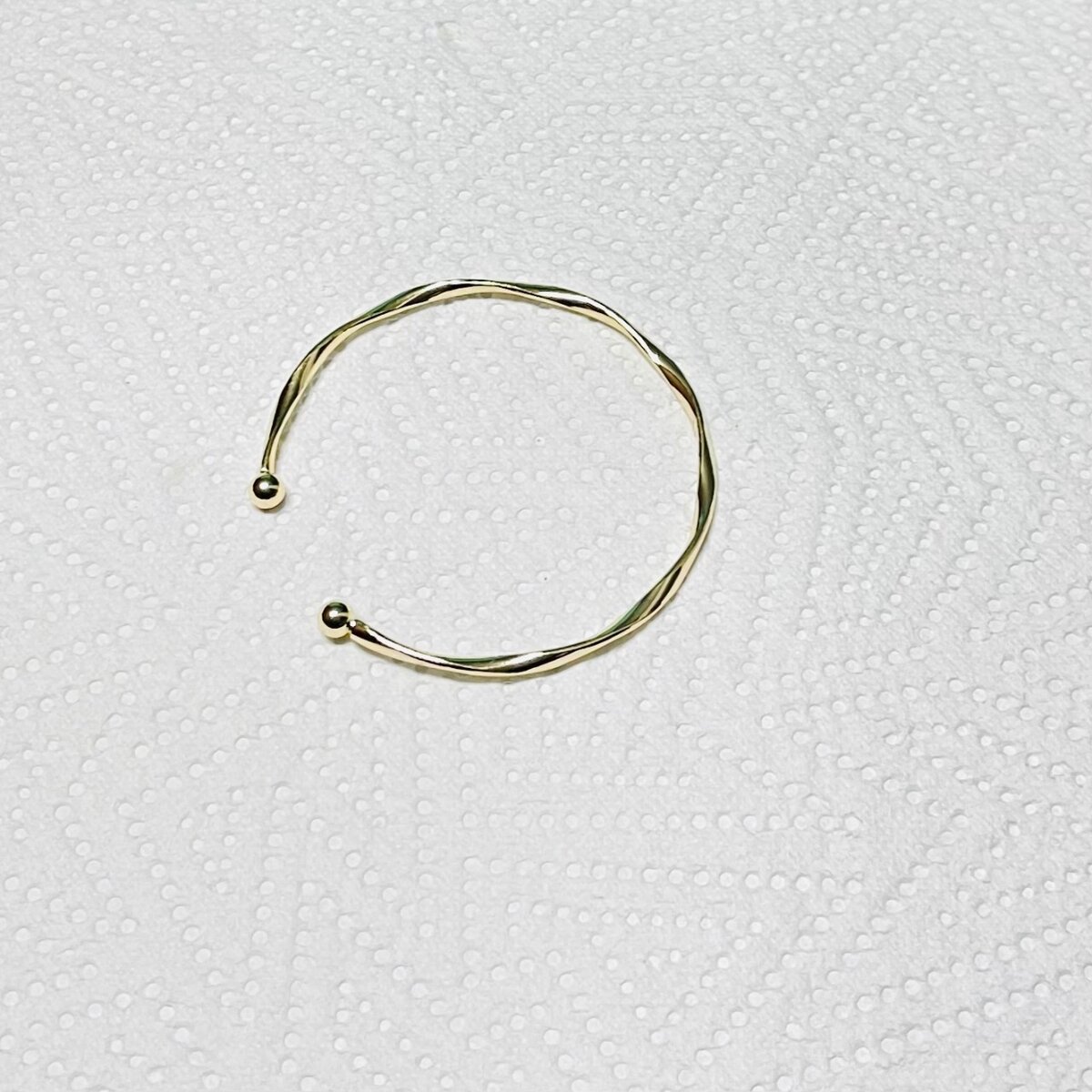 Twist bangles