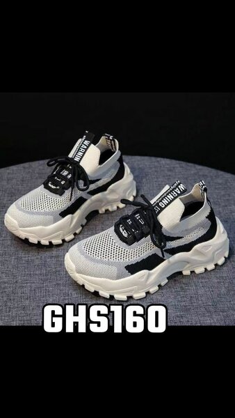 LADIES SNEAKERS