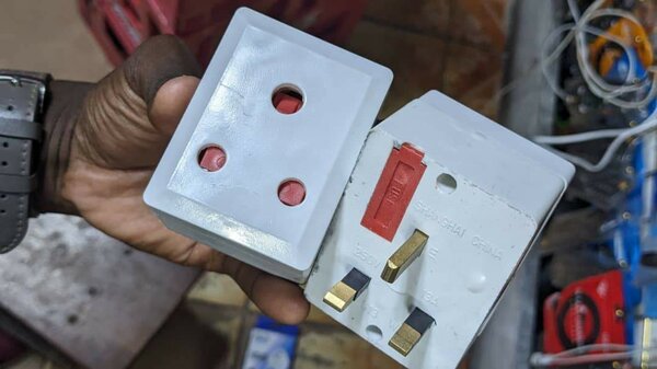 Round adapters