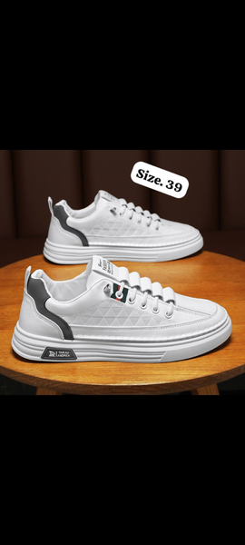 Fashion sneakers