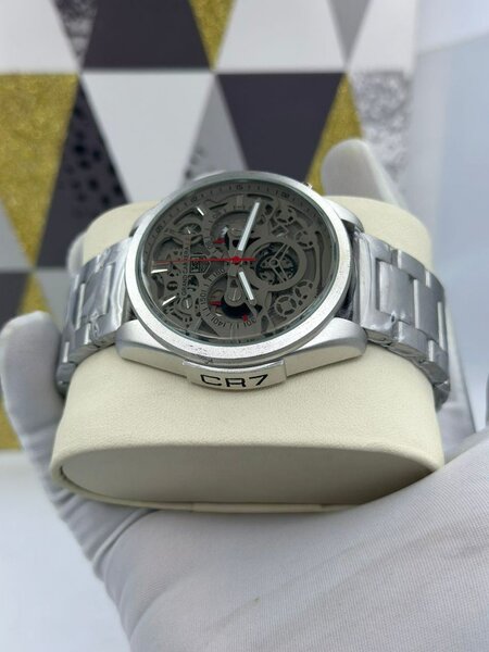 MONTRE LUXE HOMME