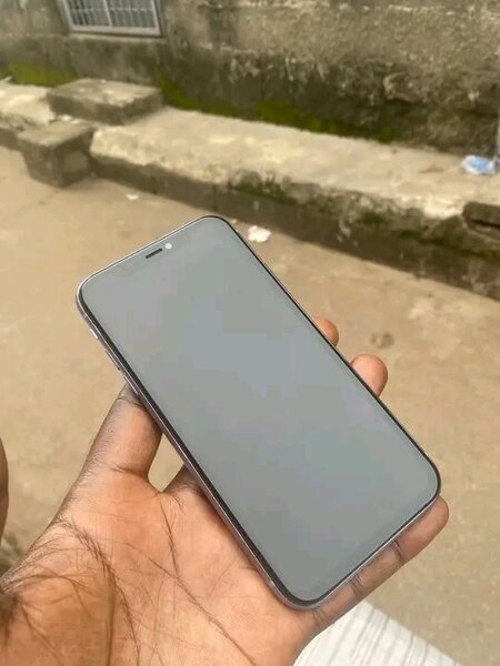 iPhone 11 256GB Violet