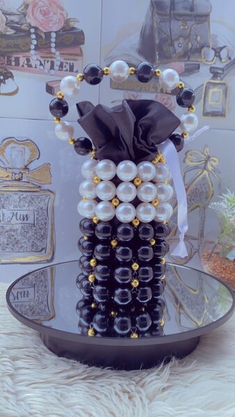 Bucket beaded bag
