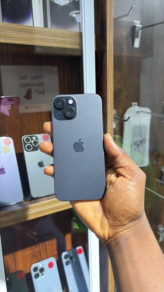 iPhone 15