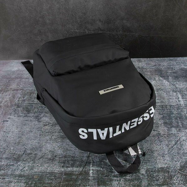 Sac à dos Essentiels tendance