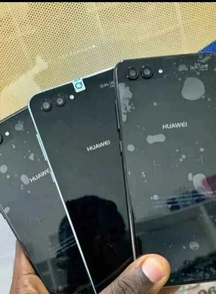 Smartphone Huawei Nova 2S