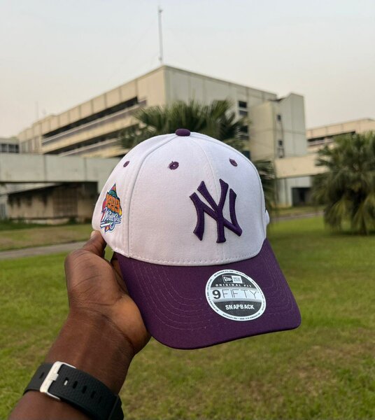 3 Casquettes à