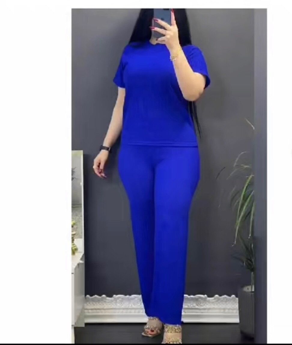Ladies Top and Down