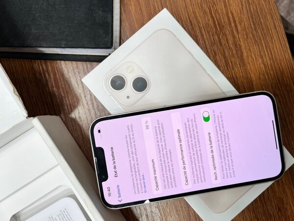 iPhone 13