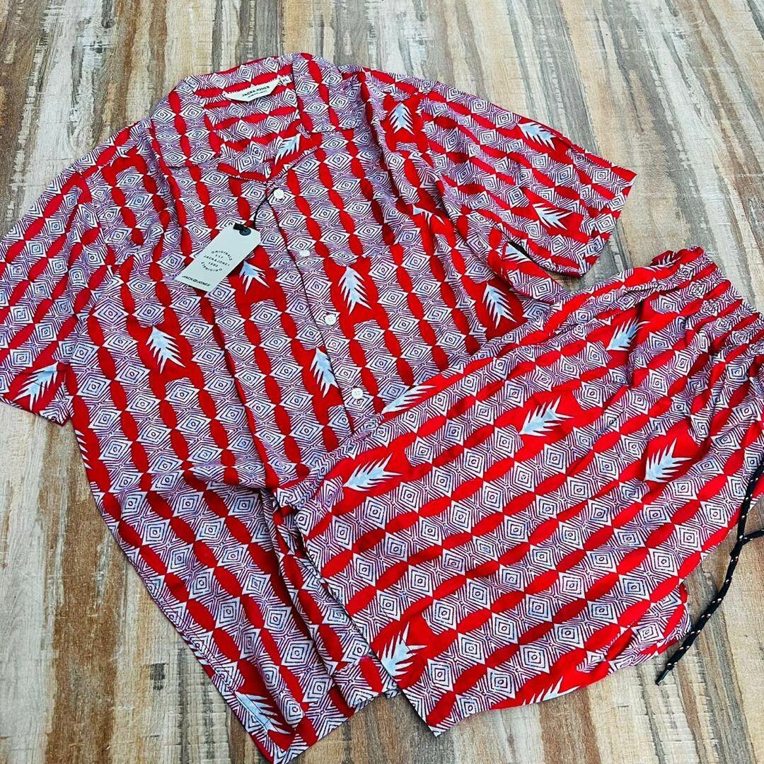 Men's TOP AND DOWN