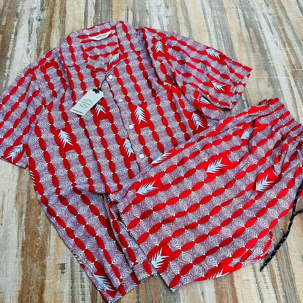 Men's TOP AND DOWN