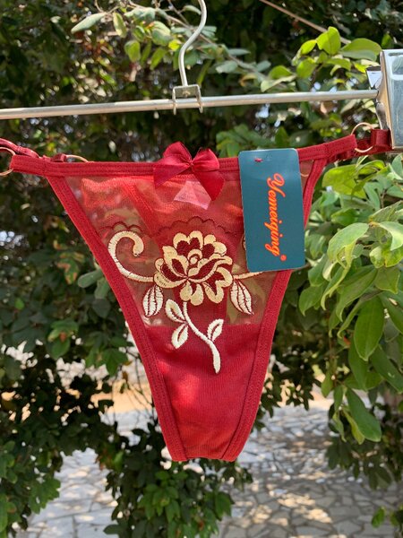 Adjustable panties