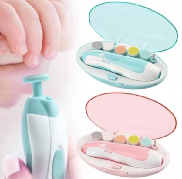 Lime ongles bébé