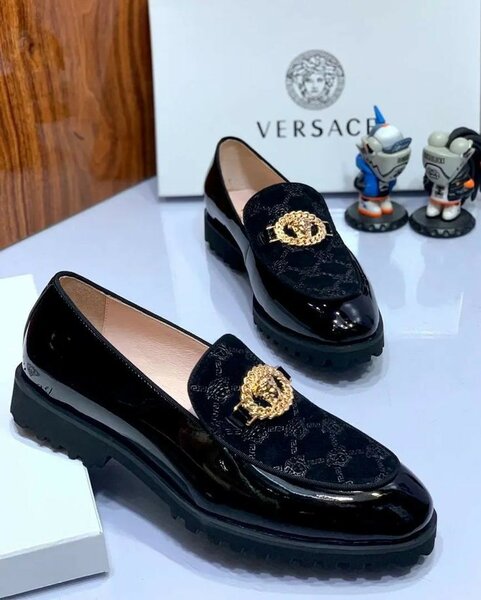 VERSACE