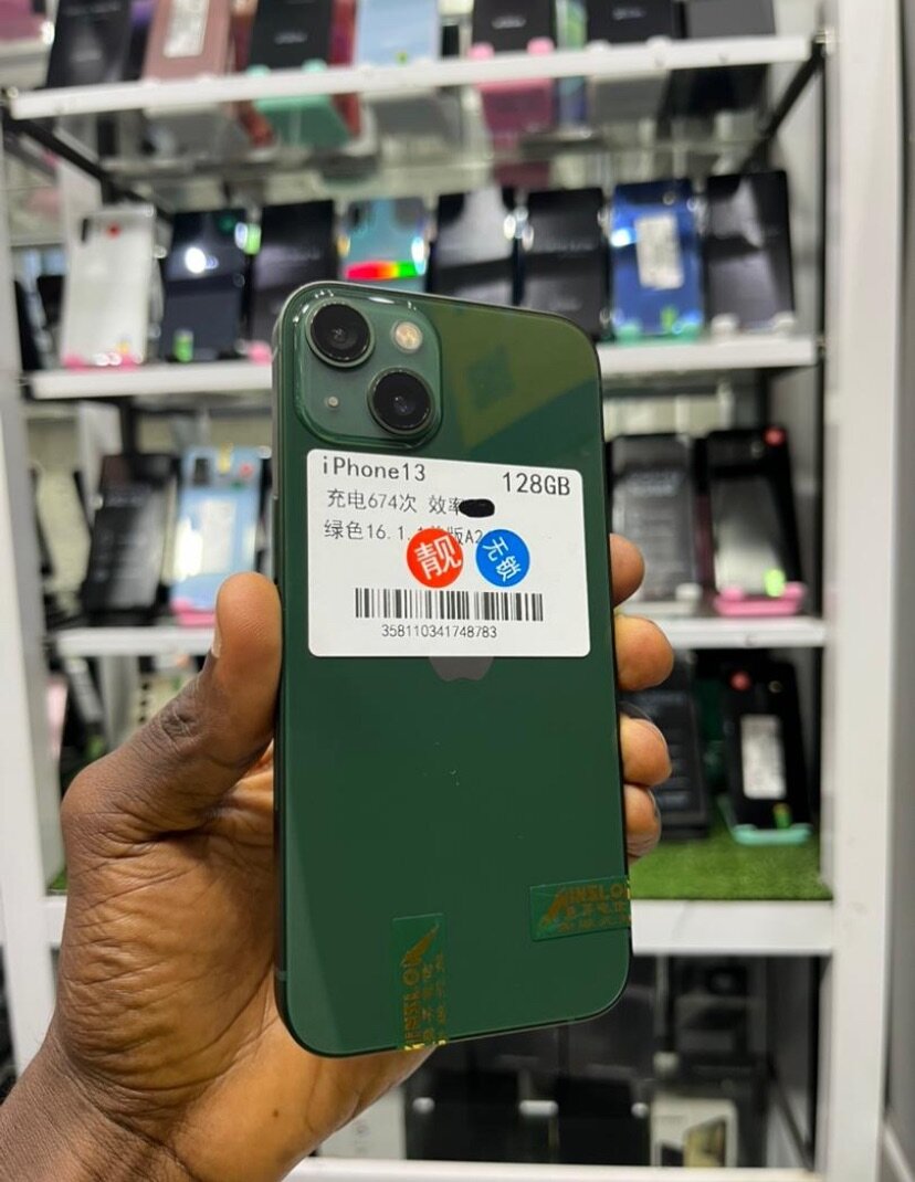 iPhone 13