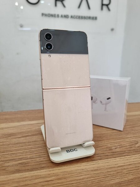 Z Flip 4 256GB