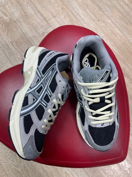 ASICS gel1130