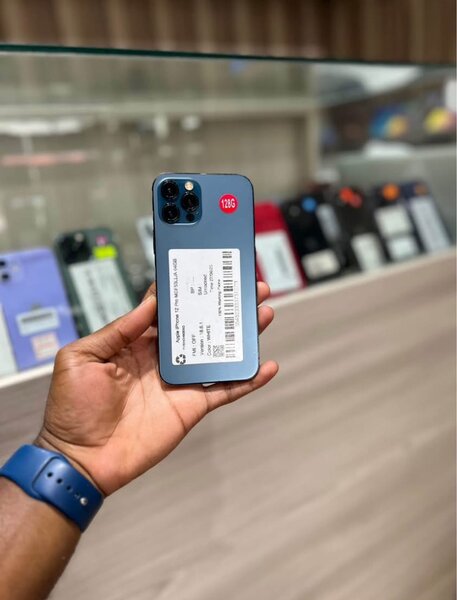 iPhone Pro 128 Go Bleu