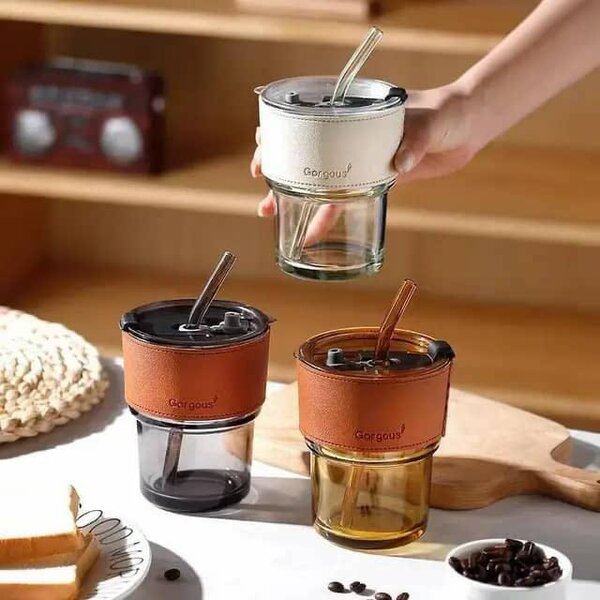 TASSE AVEC PAILLE 400ML