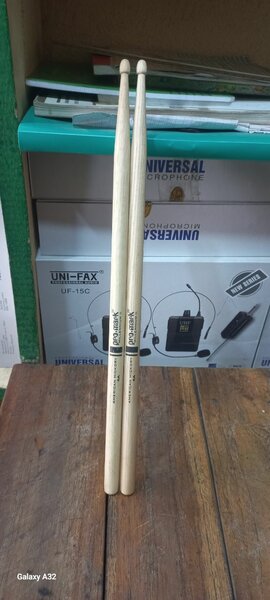 Baguettes de batterie en bois