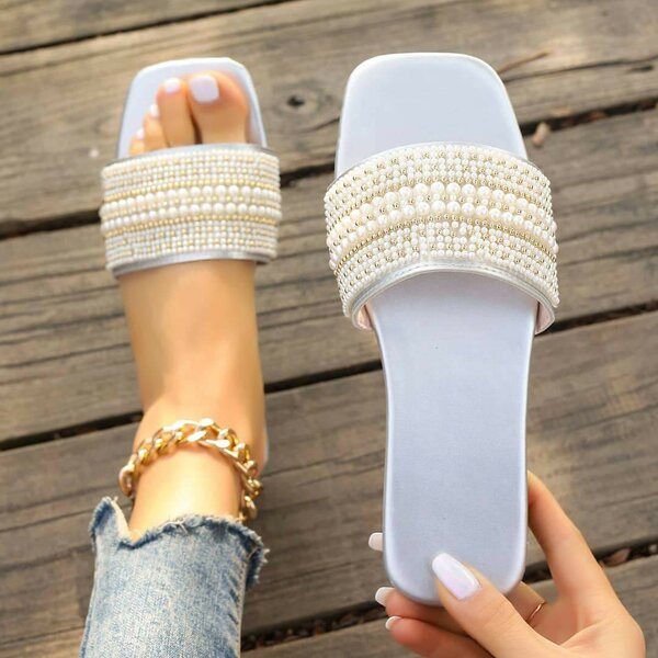 Shoe