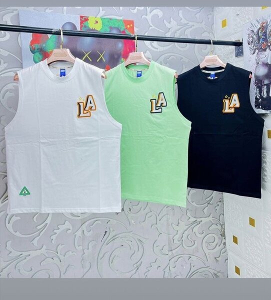 Mens top