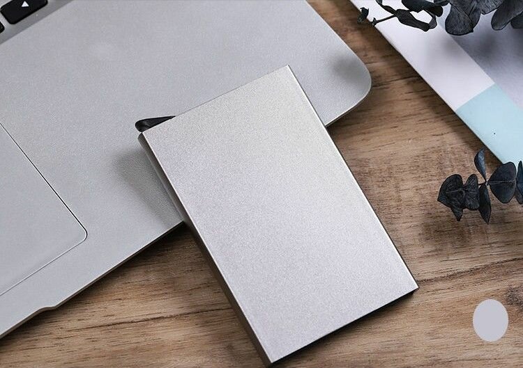 CARD HOLDER