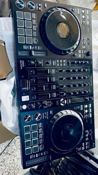DDJ-REV7