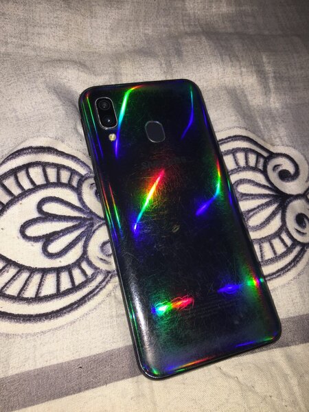 SAMSUNG A40
