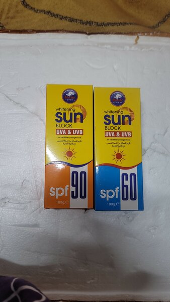 Écran solaire SPF 60 éclaircit