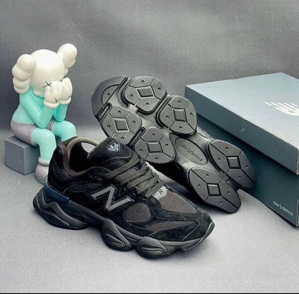 New Balance Sneaker