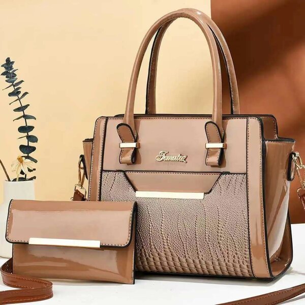 Sac à main élégant avec pochette