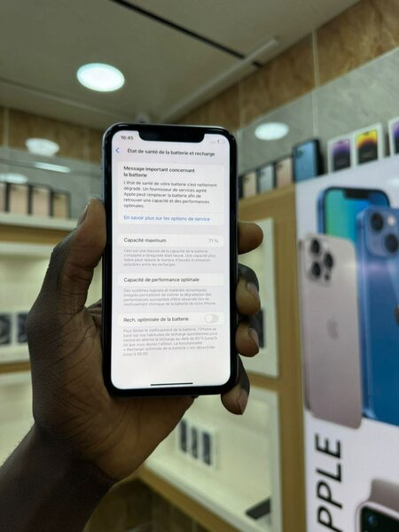 iPhone 11