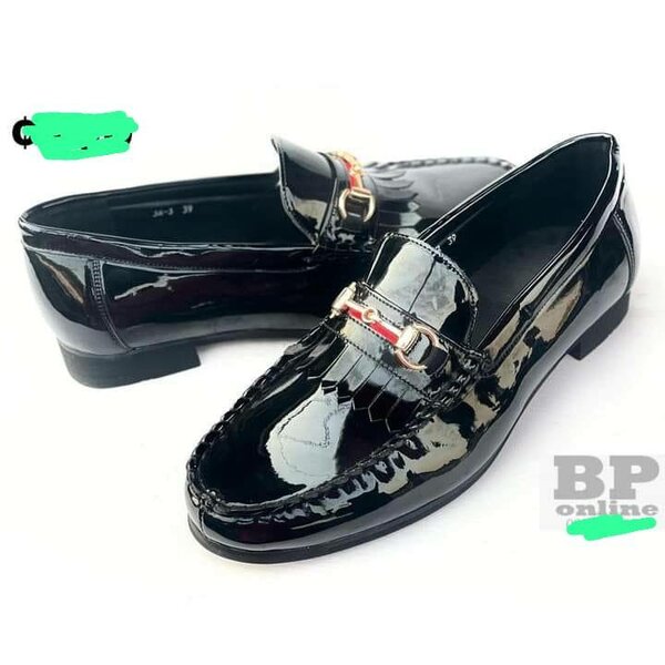 Executive shoe