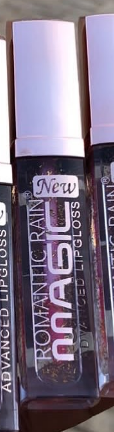 Romantic rain lipgloss