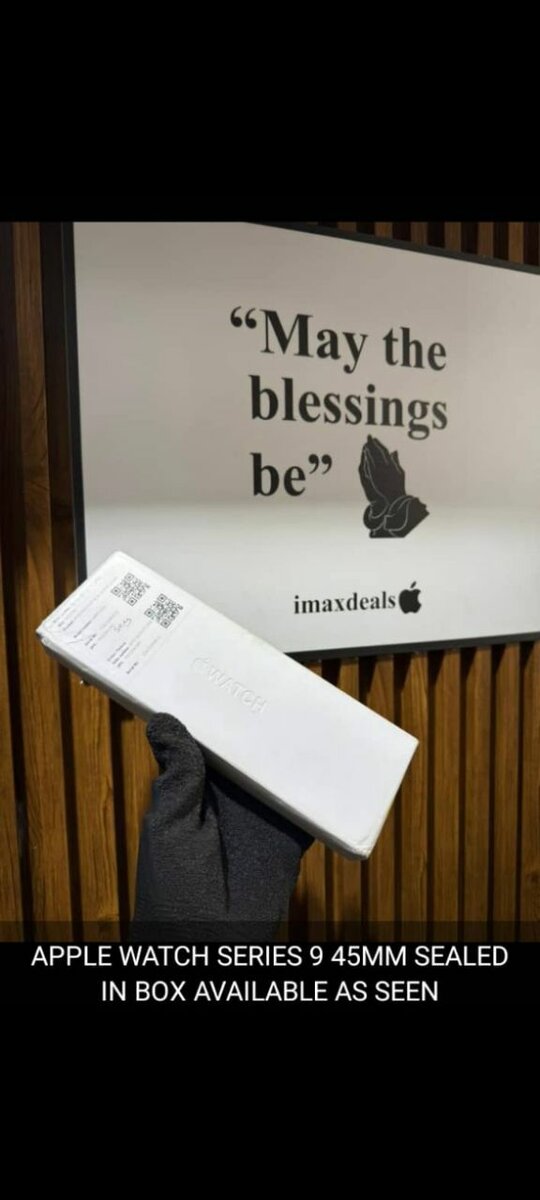 Apple ️