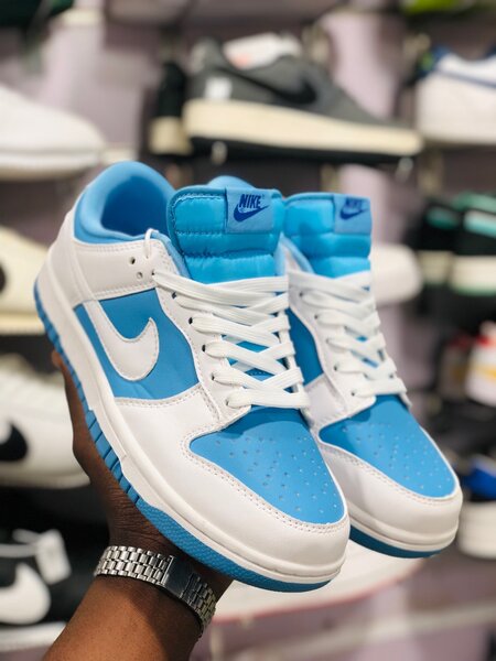 Nike kicks