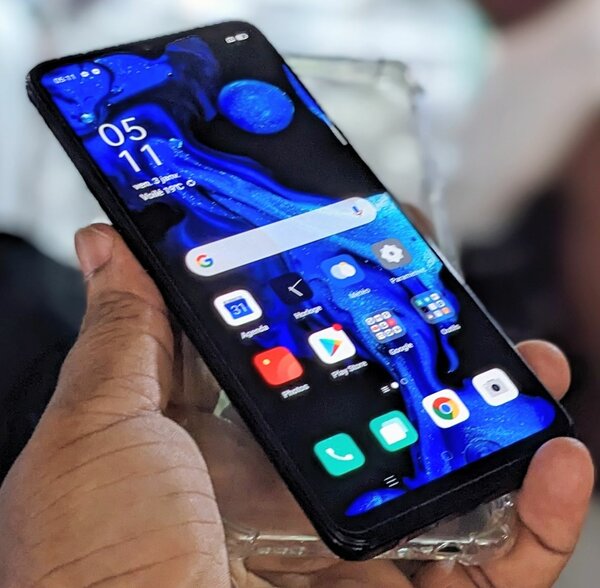 OPPO F15 QUASI 256/8go RAM
