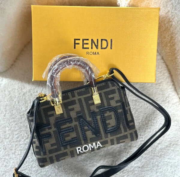 Mini sac bandoulière Fendi