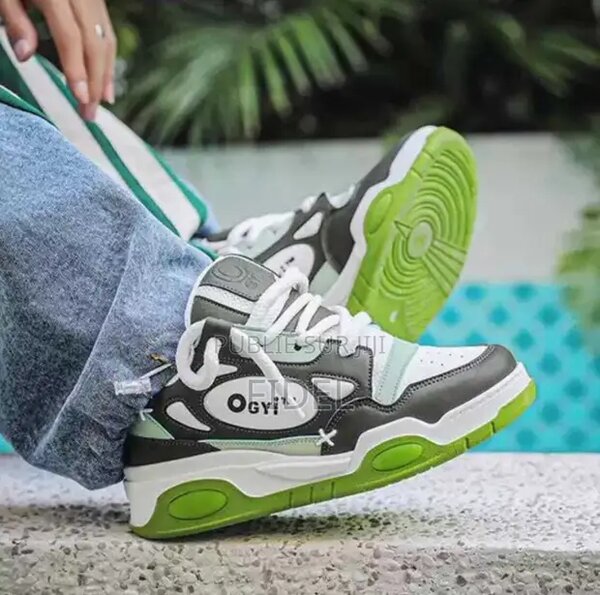 OGYI adidas